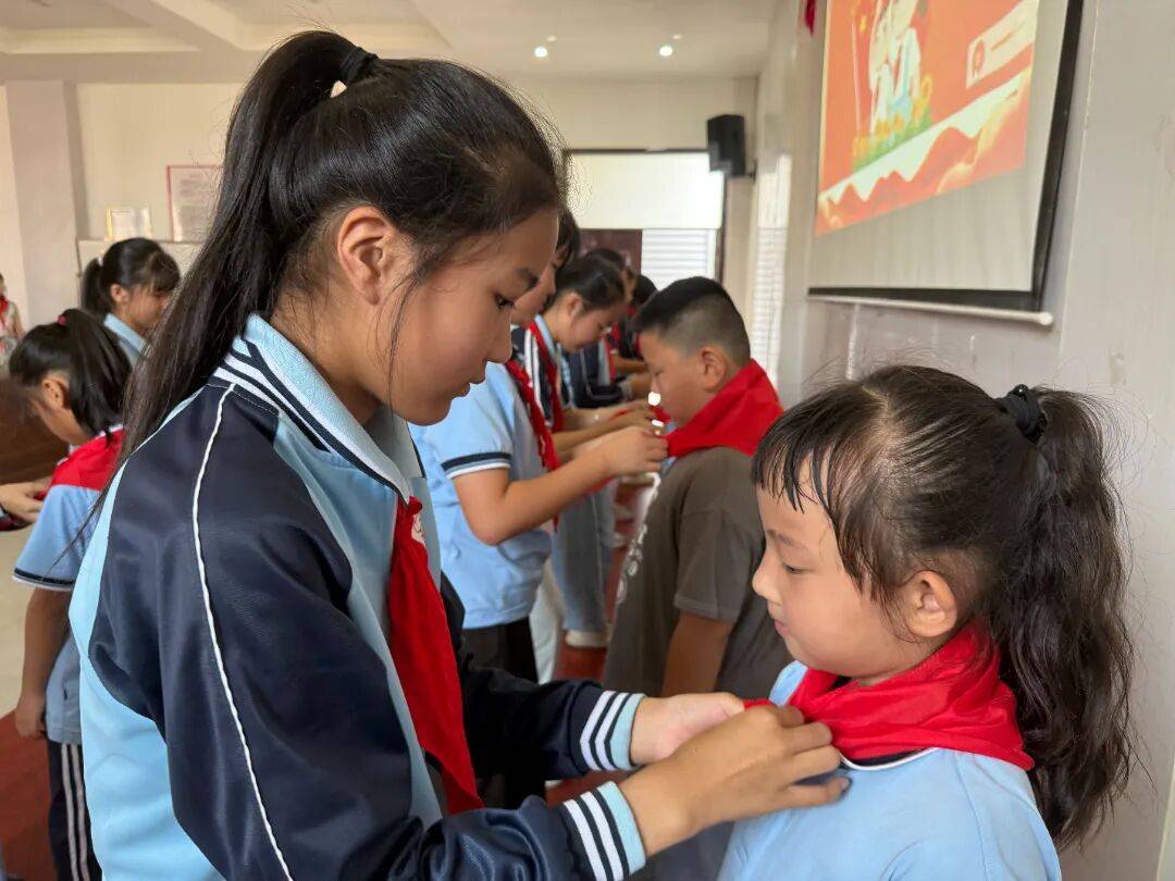 <strong></p>
<p>币淘</strong>我县各级少先队组织开展“强国复兴有我 争当新时代好少年”建队日主题活动