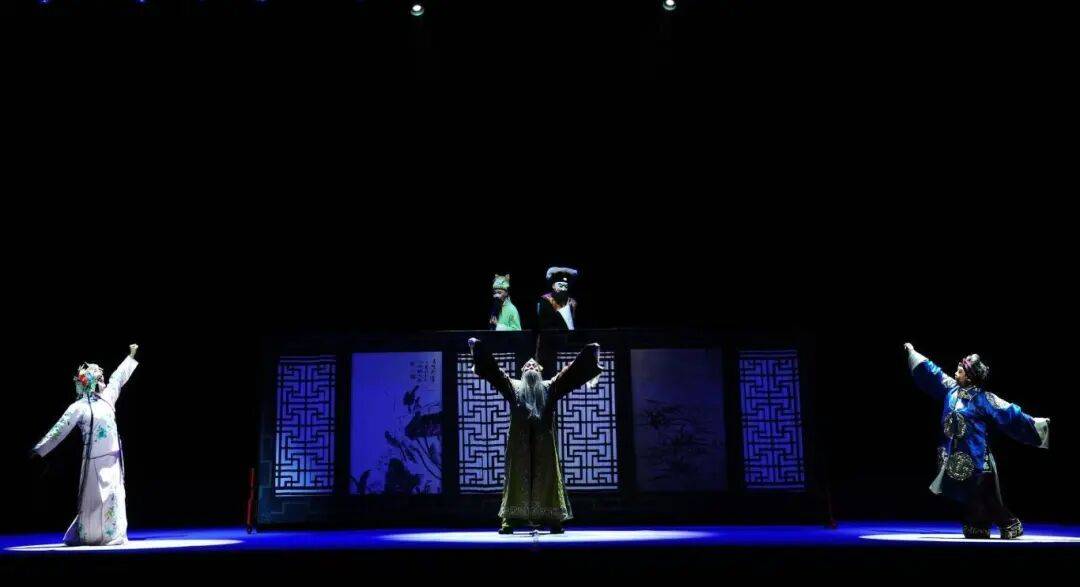 展现云南传统戏曲魅力<strong></p>
<p>币淘</strong>！玉溪作品《先生好茶》亮相全国舞台