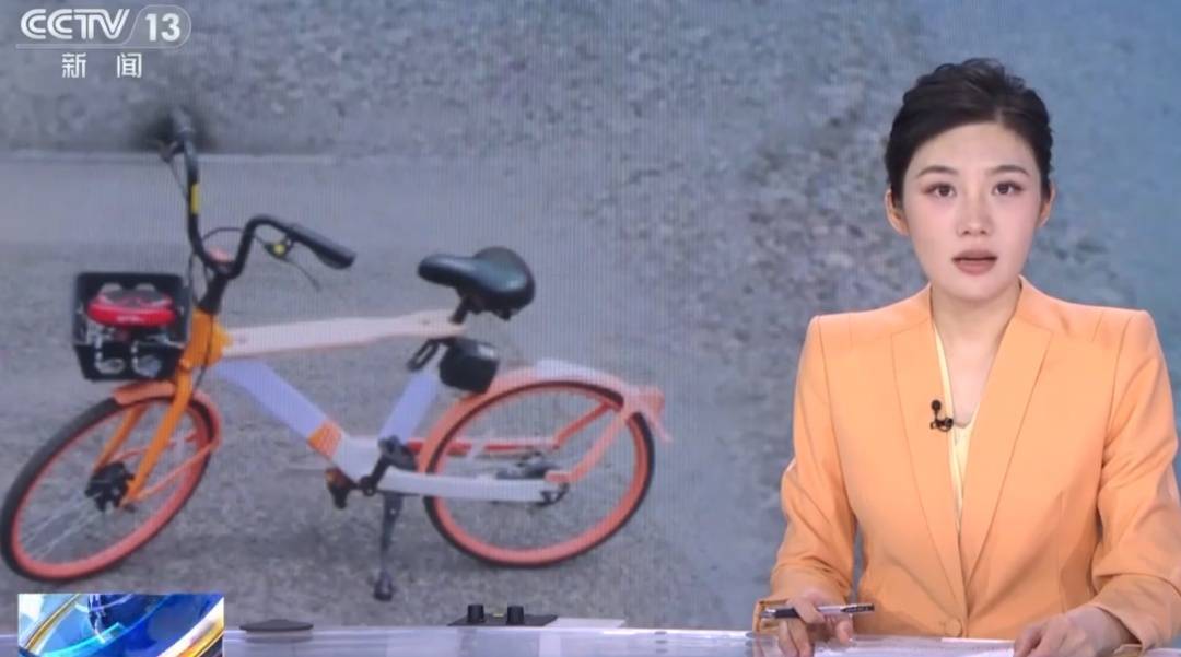 看着都疼<strong></p>
<p>九币</strong>！上海街头一男子突然求助：10岁女儿被死死卡住！这个行为太危险→