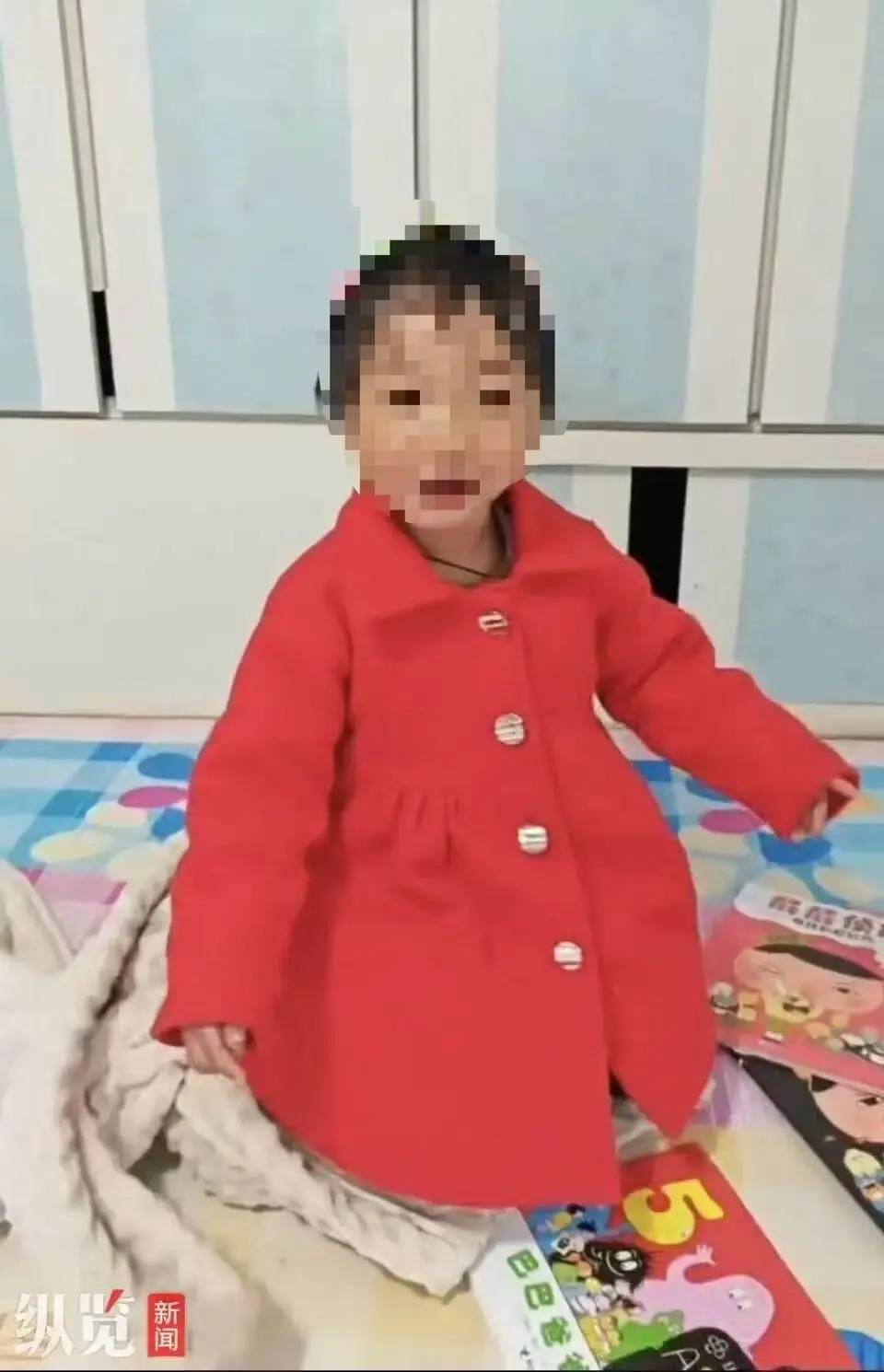 辽宁4岁女童称睡醒后自行下车<strong></p>
<p>法币100</strong>，迷路后睡在草地，期间无人接触；其母发声