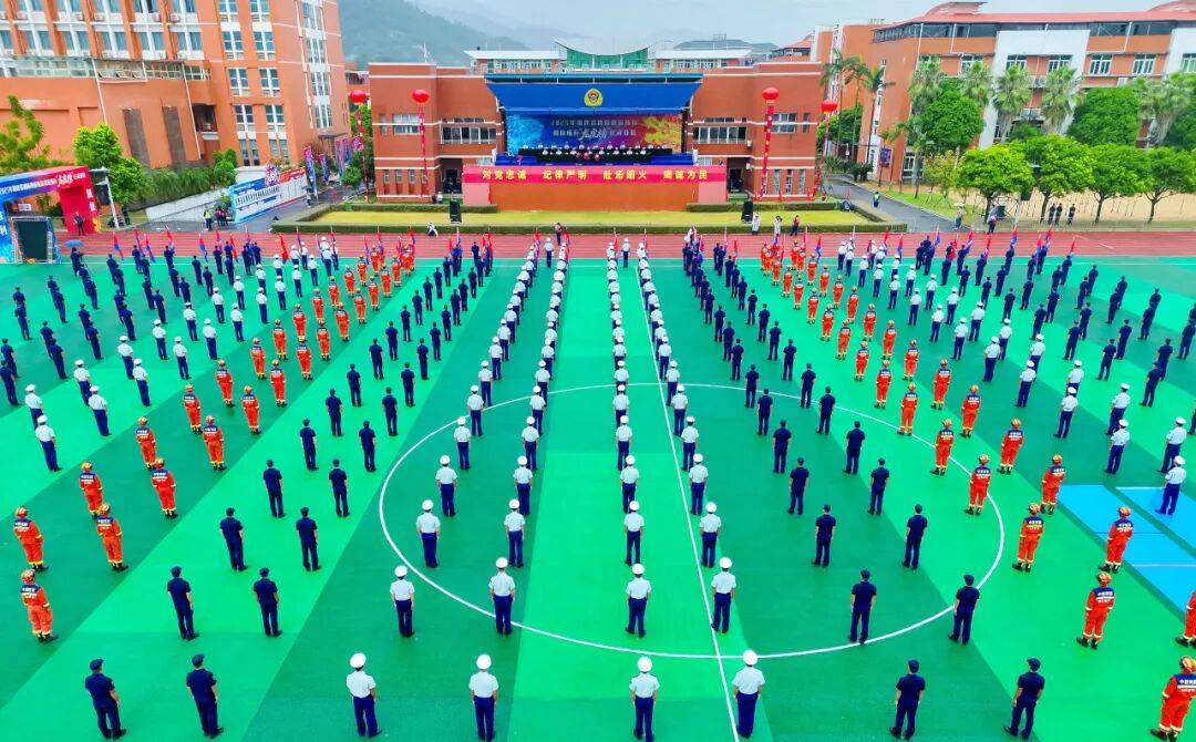 燃动赛场<strong></p>
<p>怎样进入币圈</strong>！三明消防激战 2025全省岗位练兵“龙虎榜”比武