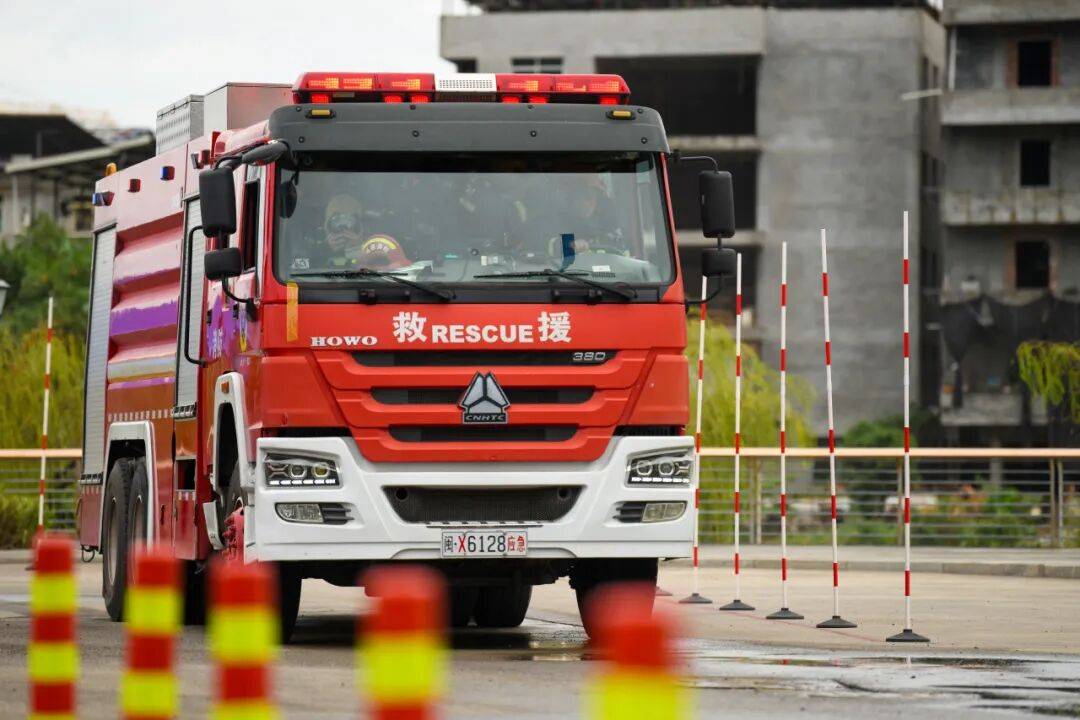 燃动赛场<strong></p>
<p>怎样进入币圈</strong>！三明消防激战 2025全省岗位练兵“龙虎榜”比武