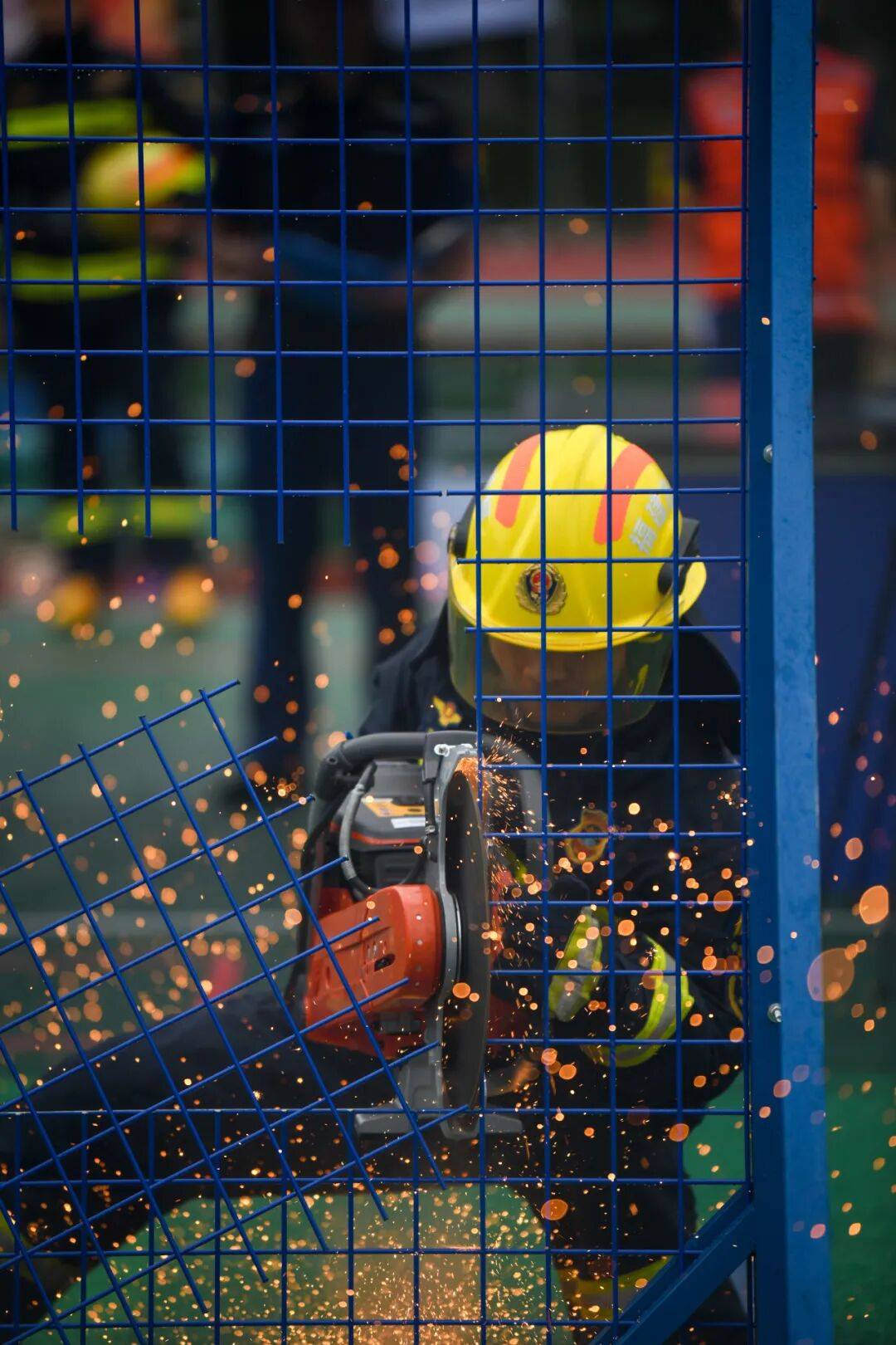 燃动赛场<strong></p>
<p>怎样进入币圈</strong>！三明消防激战 2025全省岗位练兵“龙虎榜”比武