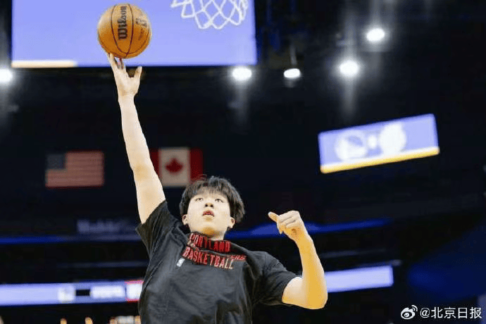 杨瀚森迎NBA常规赛首秀<strong></p>
<p>怎样进入币圈</strong>，两罚全中拿到个人NBA生涯首分；此前出场时播音字幕都是中文