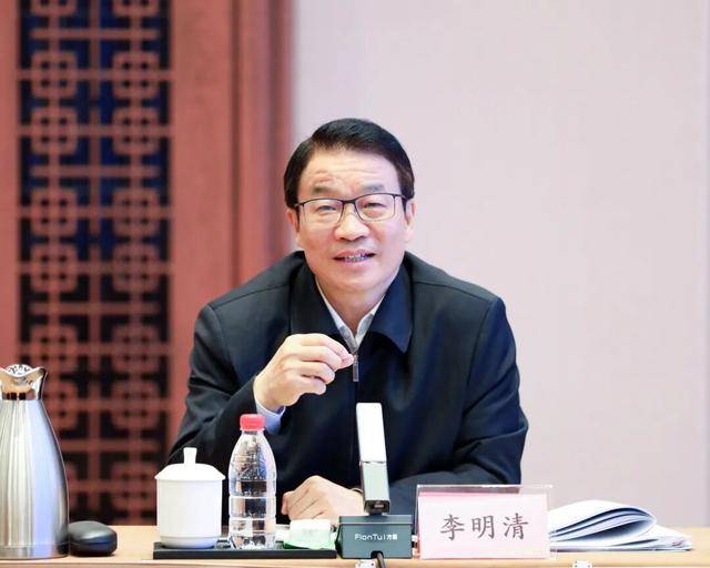 中央批准<strong></p>
<p>福币价格</strong>，陈新武、张伟履新职