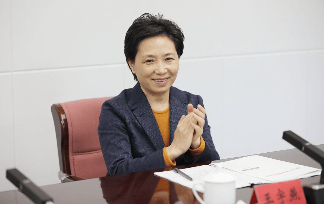 王宇燕<strong></p>
<p>德币</strong>，已任中华全国供销合作总社理事会主任