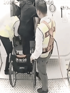 登机视频曝光<strong></p>
<p>币率兑换</strong>，郑智化道歉！除了关注有没有“连滚带爬”，我们更应关注什么？