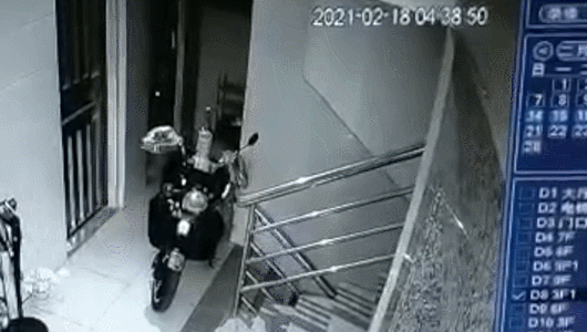 请告诉家里的老人<strong></p>
<p>币率兑换</strong>，这些“方便”咱不能图！