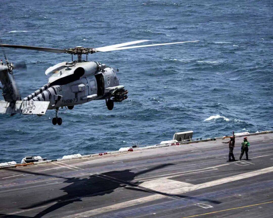 美海军在南海连摔两架飞机<strong></p>
<p>币对</strong>，因电磁攻击？中国军号发文