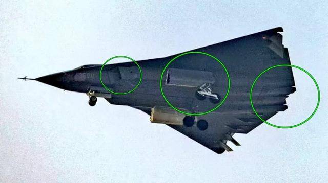 “歼-36”二号机曝光，多个设计被调整，中美六代机进展高下立判