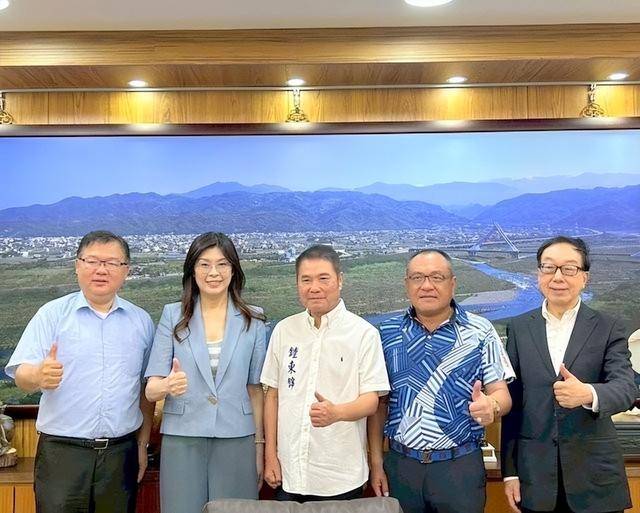 大陆侦办沈伯洋后<strong></p>
<p>电子币</strong>，民进党急了，喊话郑丽文转移视线