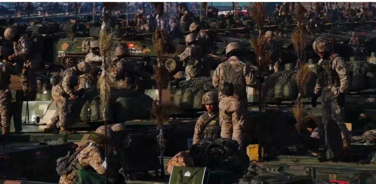 大场面！机器狗、无人机开路<strong></p>
<p>特币</strong>，实兵对抗演练画面公布