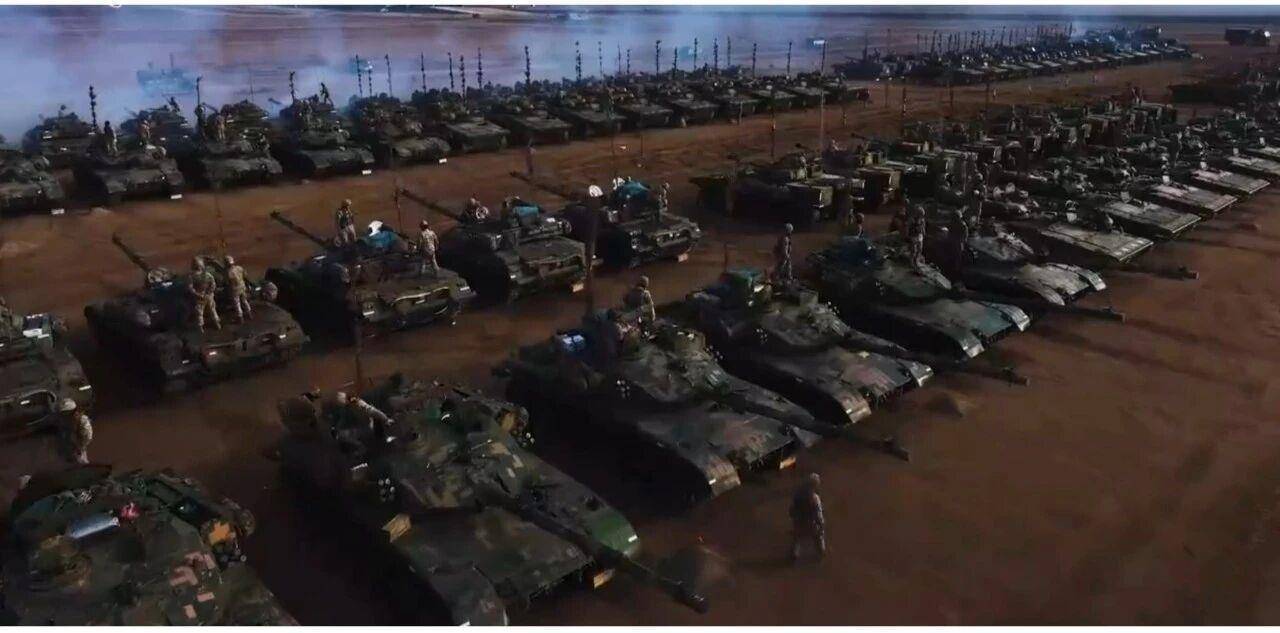 大场面！机器狗、无人机开路<strong></p>
<p>特币</strong>，实兵对抗演练画面公布