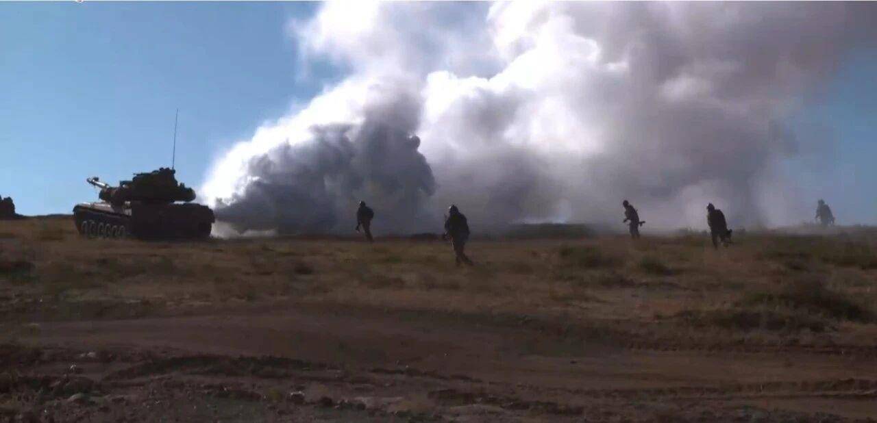 大场面！机器狗、无人机开路<strong></p>
<p>特币</strong>，实兵对抗演练画面公布