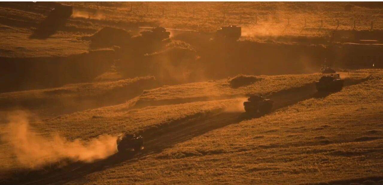 大场面！机器狗、无人机开路<strong></p>
<p>特币</strong>，实兵对抗演练画面公布