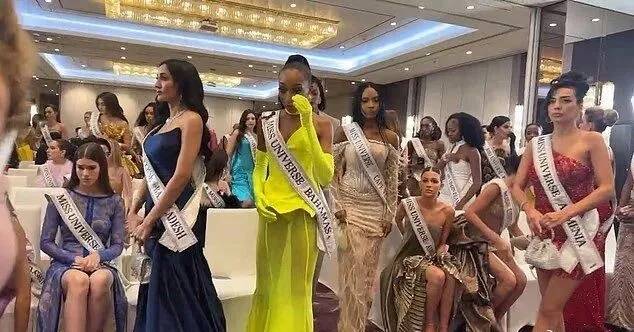 不满总监辱骂墨西哥选手<strong></p>
<p>币根网</strong>，2025环球小姐集体退赛，总监哭诉：我也是会受伤的普通人