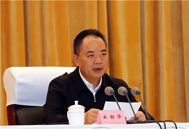 中央候补委员方红卫任上落马！上周<strong></p>
<p>币根网</strong>，中央批准开除3“虎”党籍