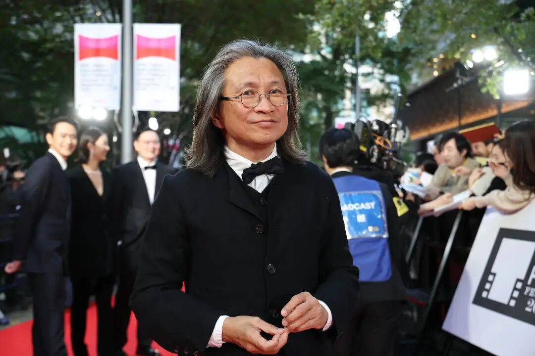 知名导演陈可辛出车祸<strong></p>
<p>买币流程</strong>，现场画面曝光，警方正调查