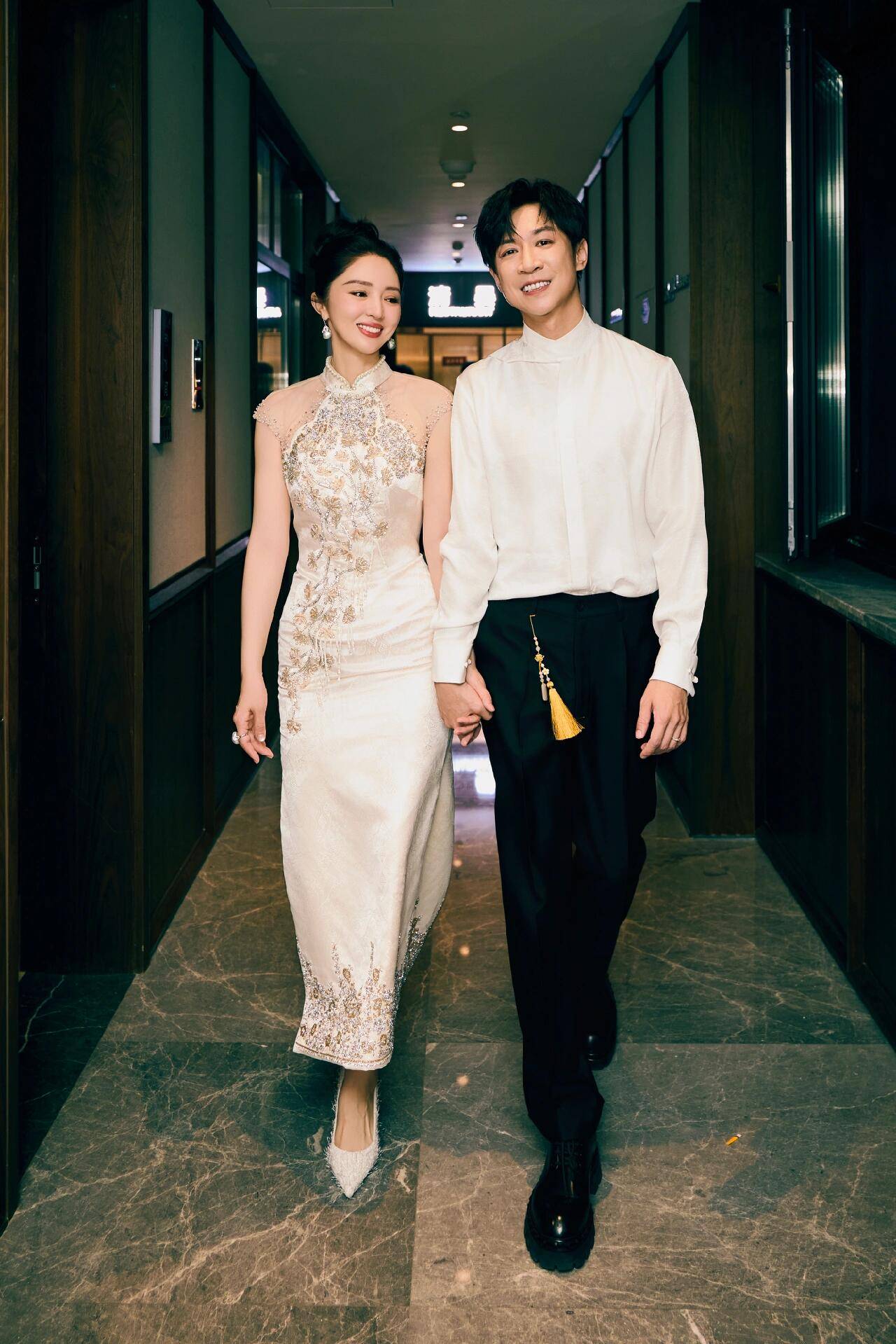 董璇回应与张维伊“婚礼餐标67元”：网上都是假的<strong></p>
<p>买币流程</strong>！