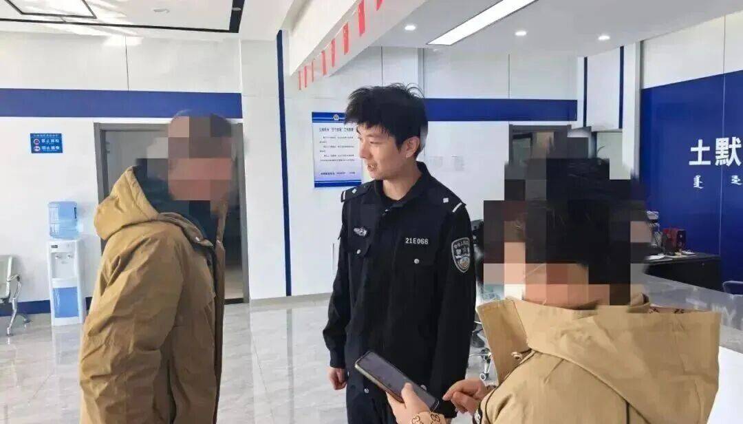 男子彩票中奖太兴奋<strong></p>
<p>哪些数字有货币</strong>，拍照发业主群分享，隔天奖金被邻居冒领……