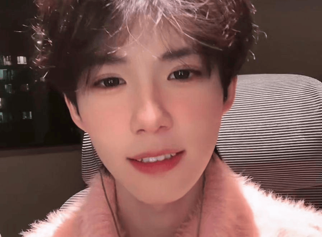 何秋亊称演唱会未获报酬引关注<strong></p>
<p>虚拟币买就跌</strong>，主办方老板160万股权被冻结