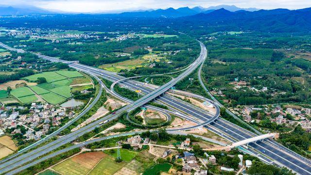 长深高速河惠段改扩建项目圆满完成建设任务