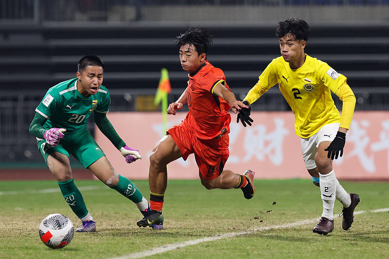 U16国足让中国球迷继续“过年”<strong></p>
<p>NGS虚拟币</strong>，对手再弱，连续踢出两位数比分也非易事