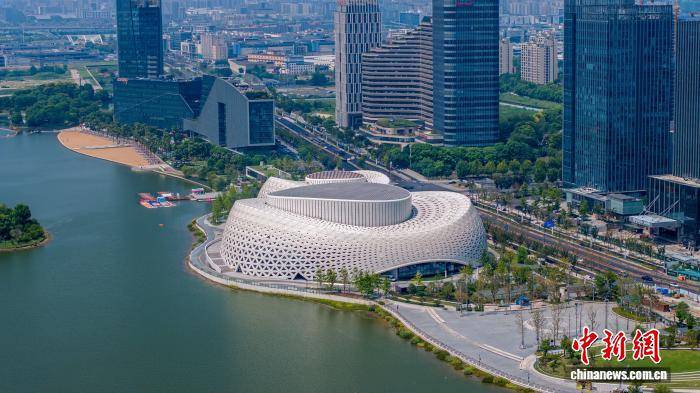 年均引进3万大学生<strong></p>
<p>银联币虚拟币</strong>，浙江最年轻城区靠什么？