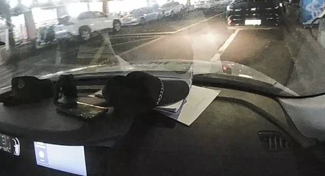 机智！快递在家门口被偷<strong></p>
<p>虚拟币BKI</strong>，她用一招抓到了人还拿回了东西