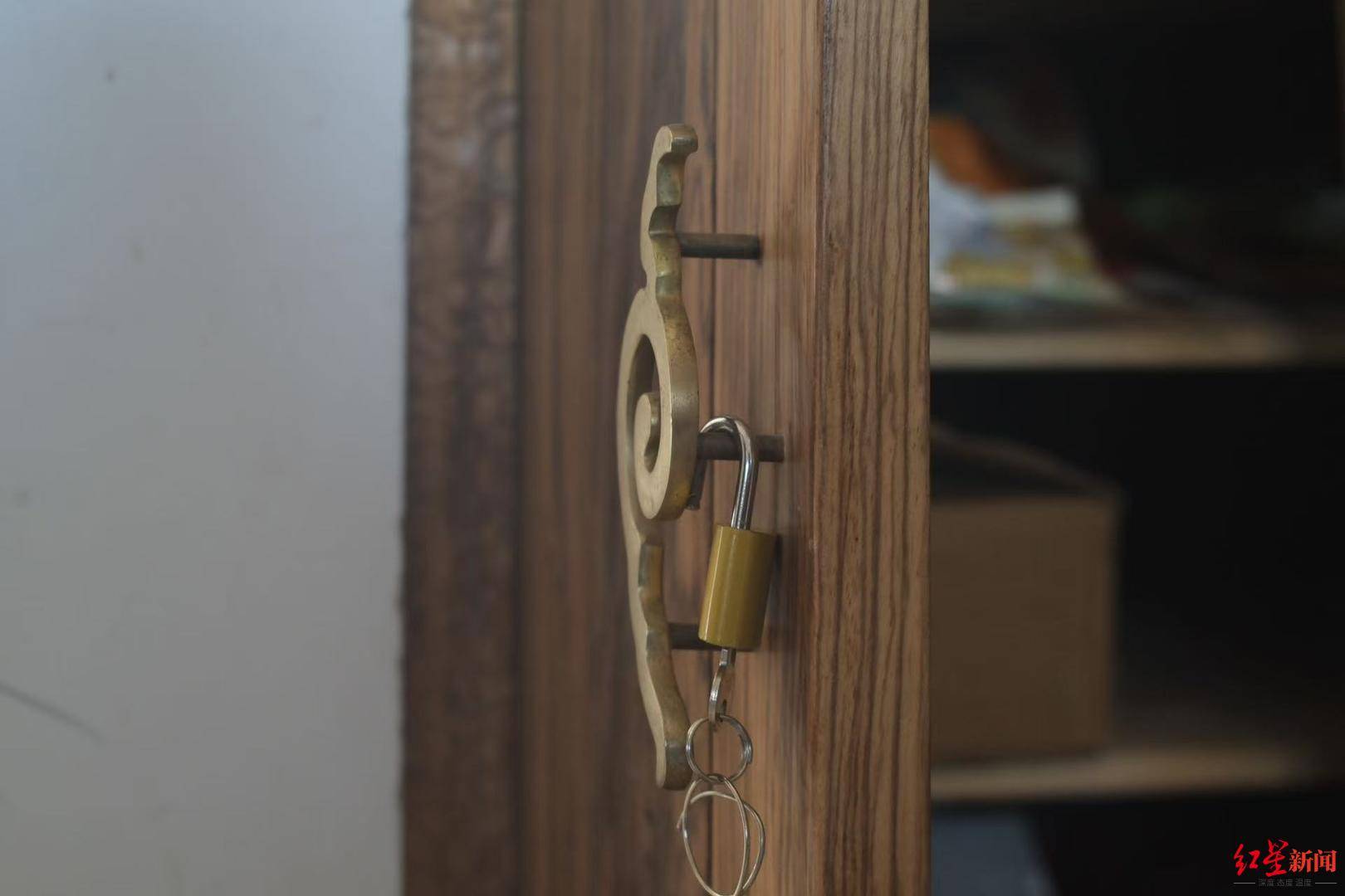 8岁自闭症男童苍山走失后身亡 深陷漩涡的父母：<strong></p>
<p>虚拟币BKI</strong>我们全家都在用爱托举这个孩子丨2025未完待续