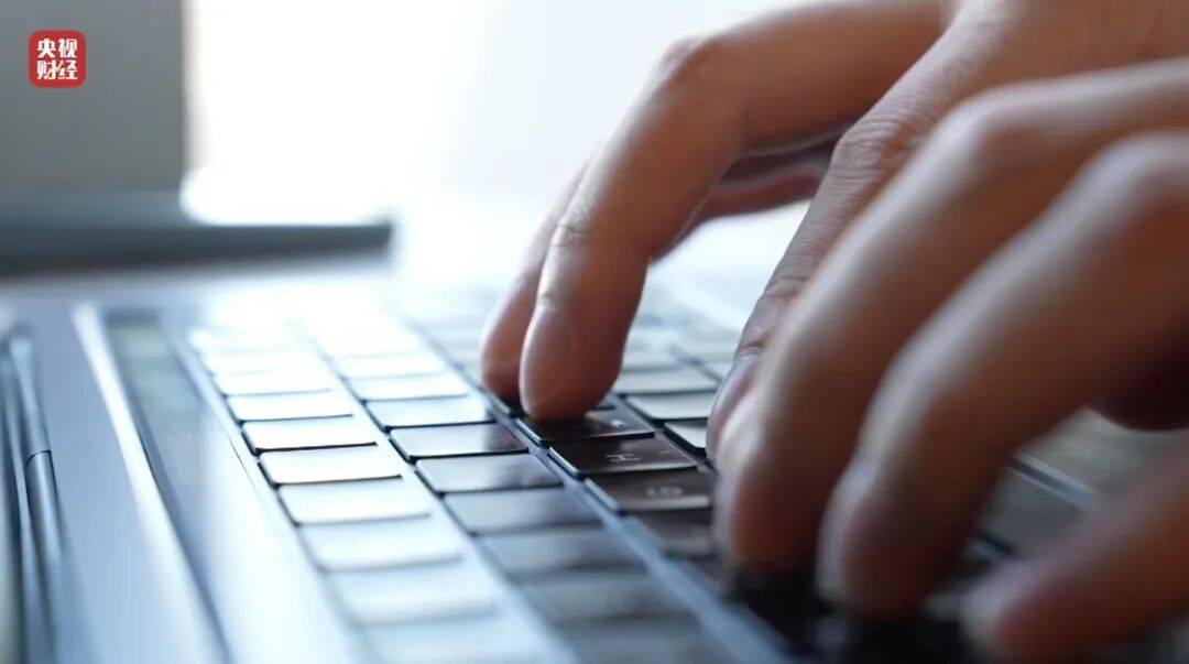 3·15晚会曝光！有人向AI“投毒”<strong></p>
<p>LNG虚拟币</strong>，你搜索的答案可能是广告